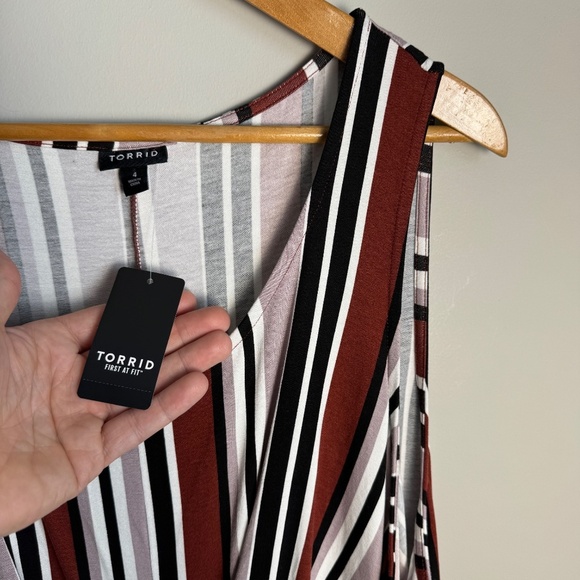 NEW Torrid 4 Women's Sleeveless Striped Twist Front Dress Bodycon Size 26 - Picture 5 of 14